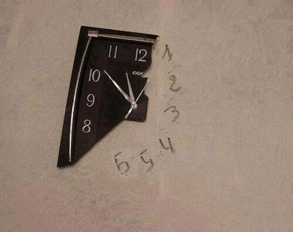 An artwork with the image of a clock.